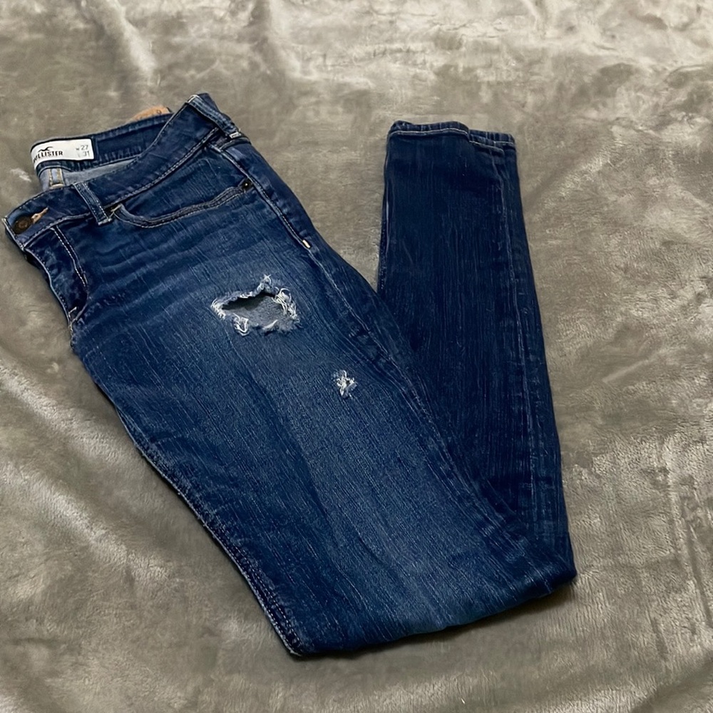 Hollister Ripped Hole Jeans - SZ 5